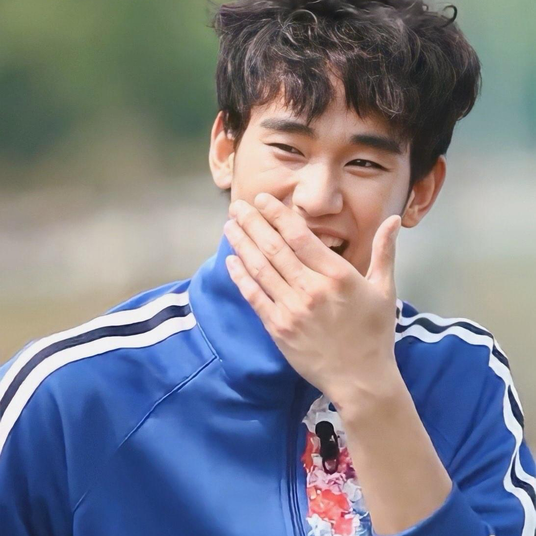 A moment captured by a fan of Kim Soohyun
