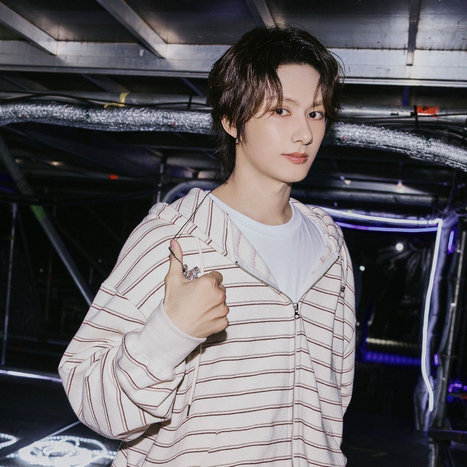 Behind-the-scenes cut of Wen Junhui