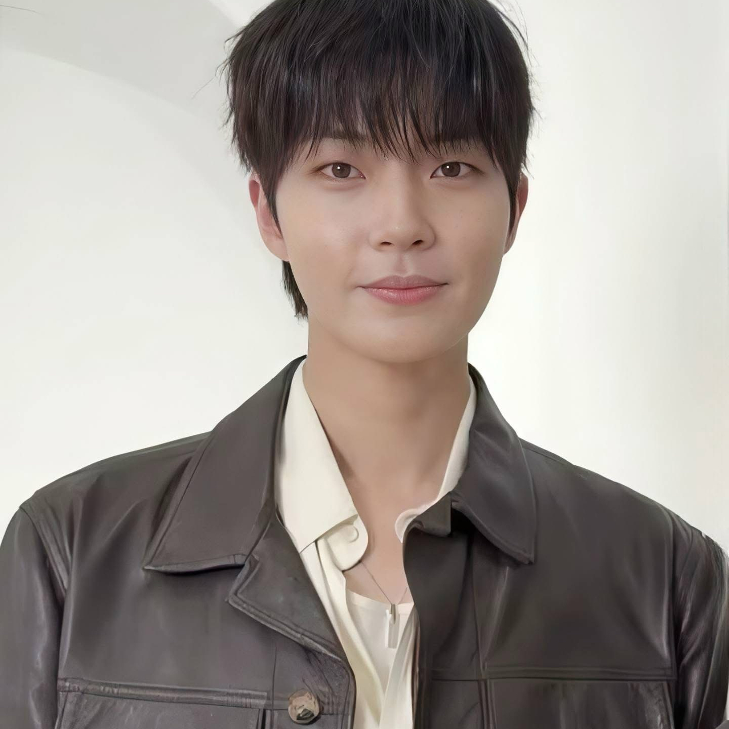 Cuplikan di balik layar dari Hwang Inyoup