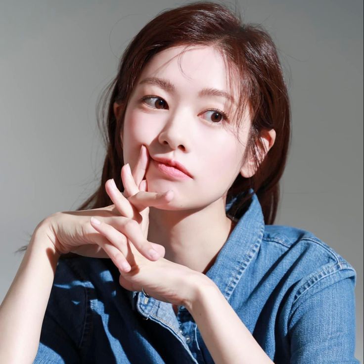 Behind-the-scenes cut of Jung Somin