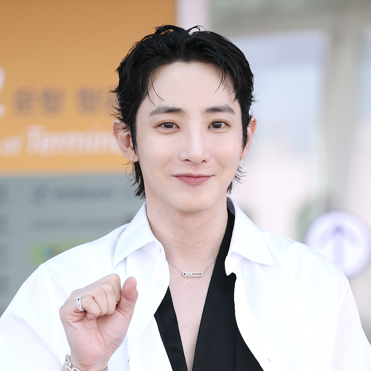 A moment captured by a fan of Lee Soohyuk