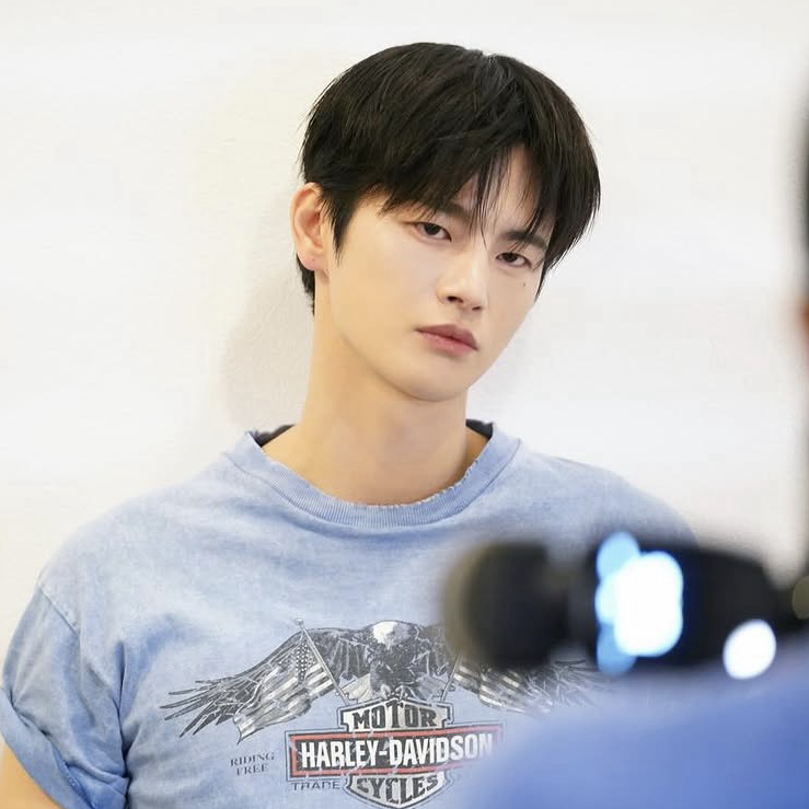 Recent activity shot of Seo Inguk