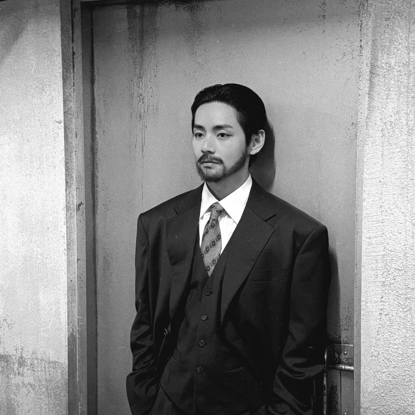 Latest photo of Kim Taehyung (V)