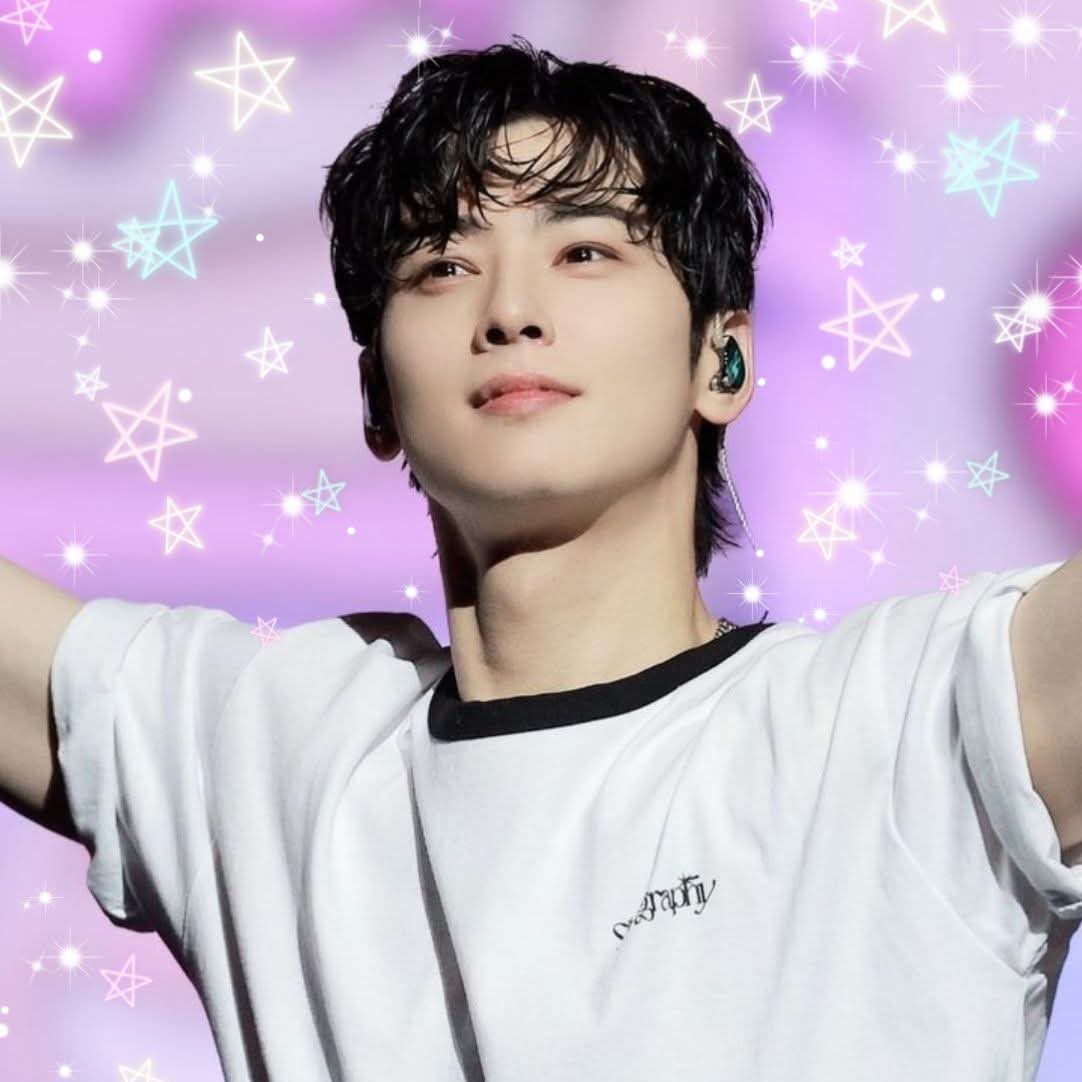 Latest photo of Cha Eunwoo