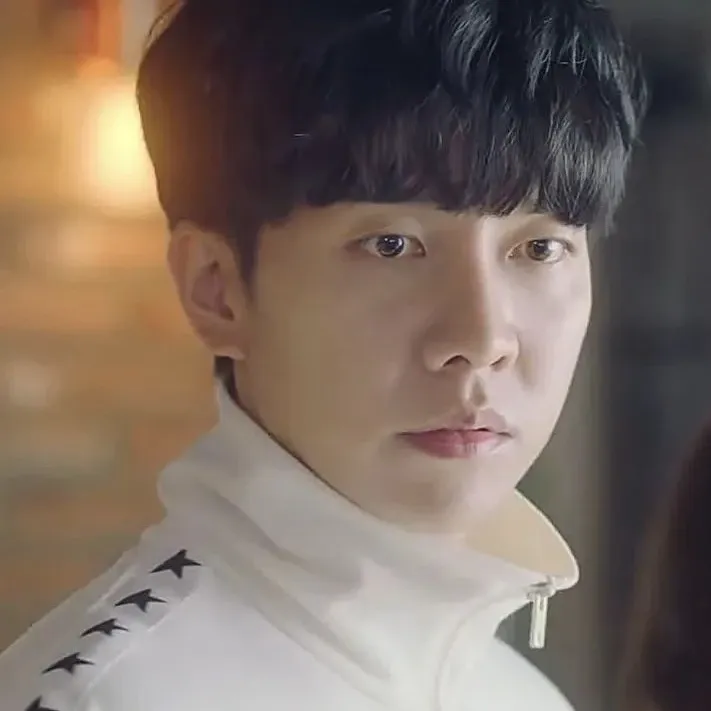 Momen yang diabadikan oleh penggemar Lee Seunggi