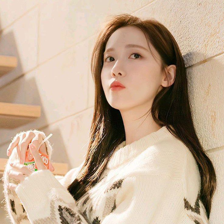 Latest photo of Yoona