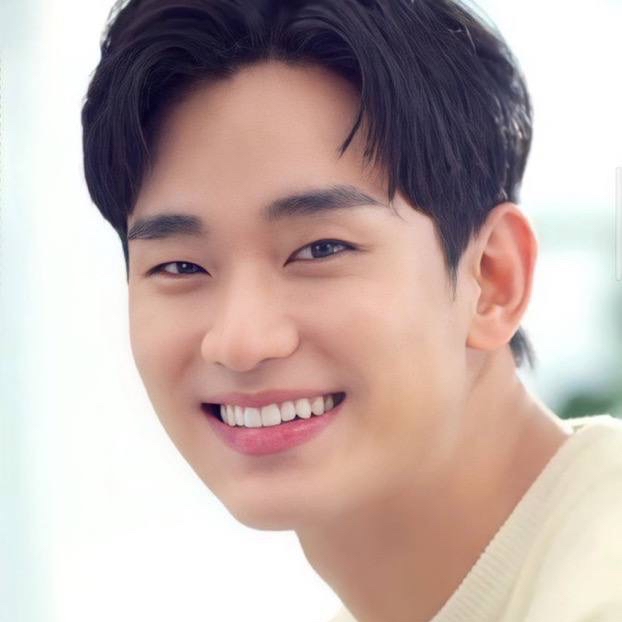 金秀賢的最新照片