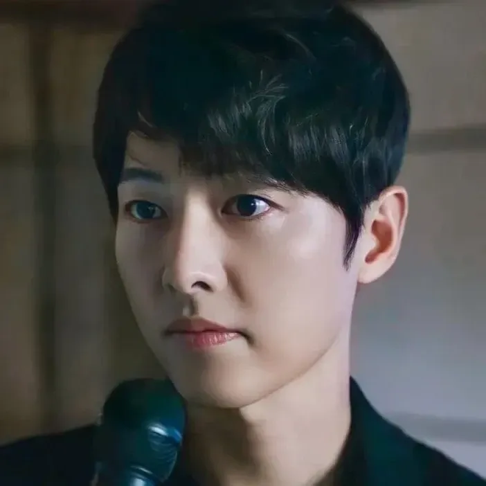 송중기의 비하인드 컷