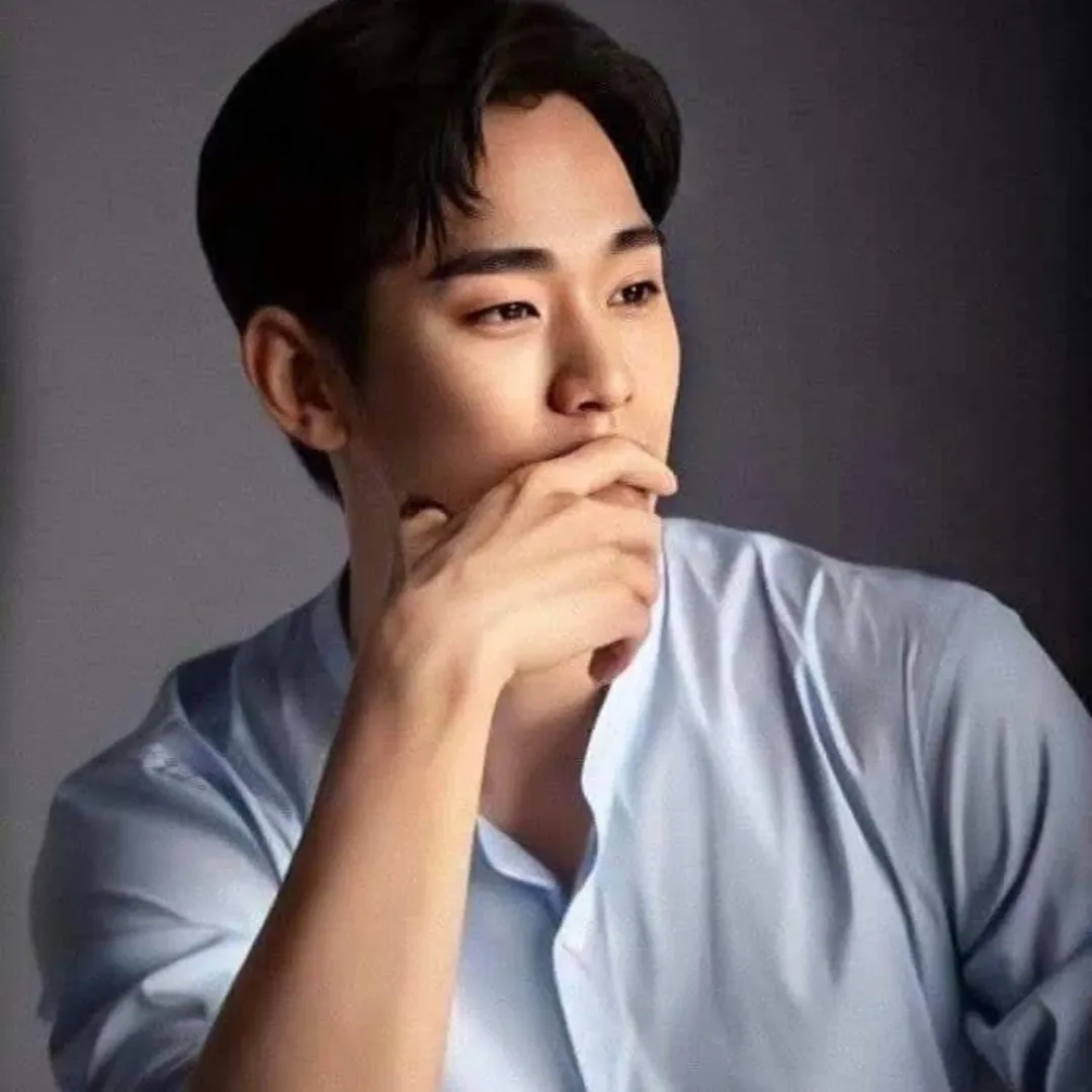 Behind-the-scenes cut of Kim Soohyun