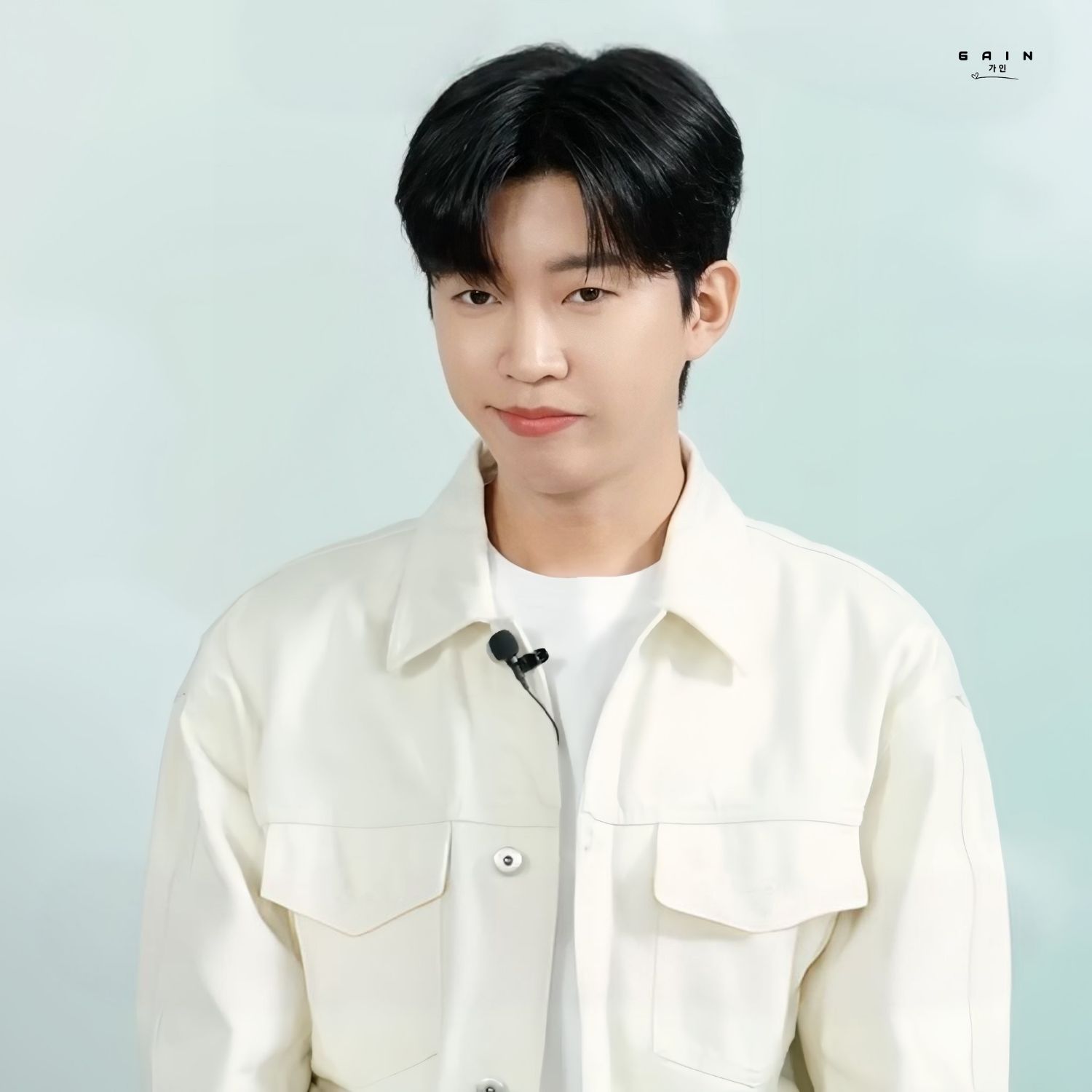 Behind-the-scenes cut of Lim Youngwoong