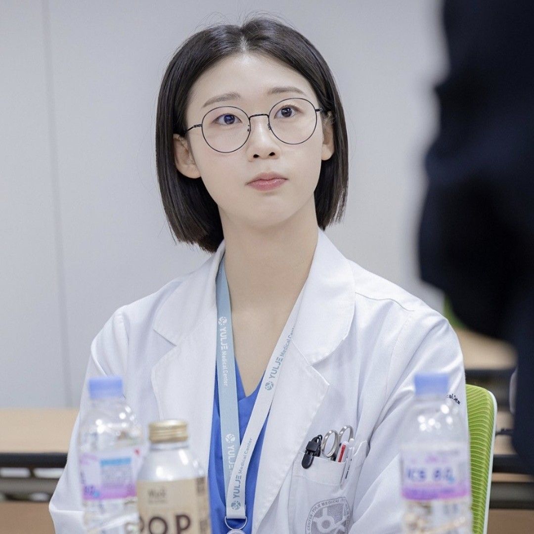 Recent activity shot of Han Yeji