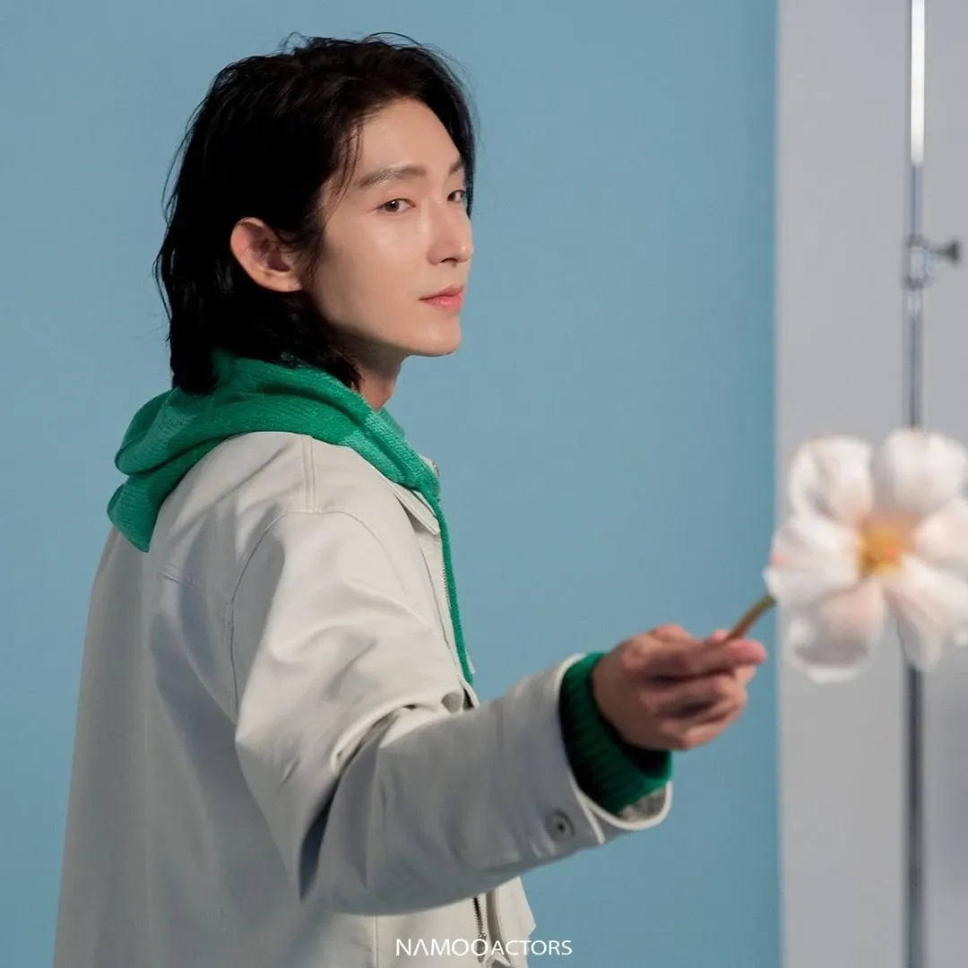 Recent activity shot of Lee Joongi