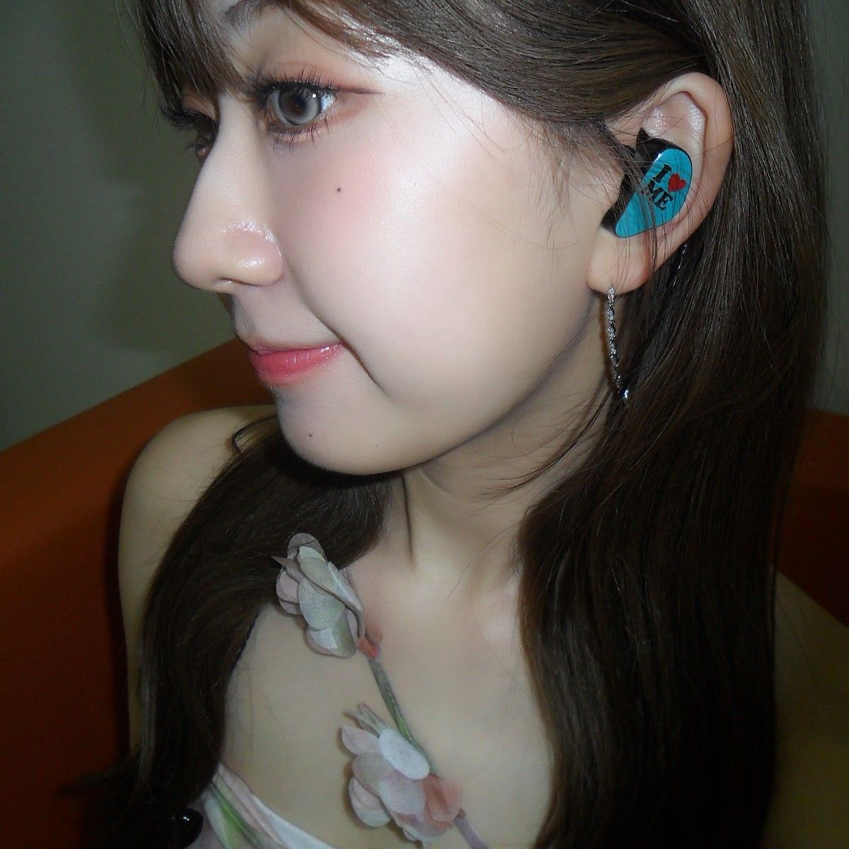 Behind-the-scenes cut of Jeon Yujin