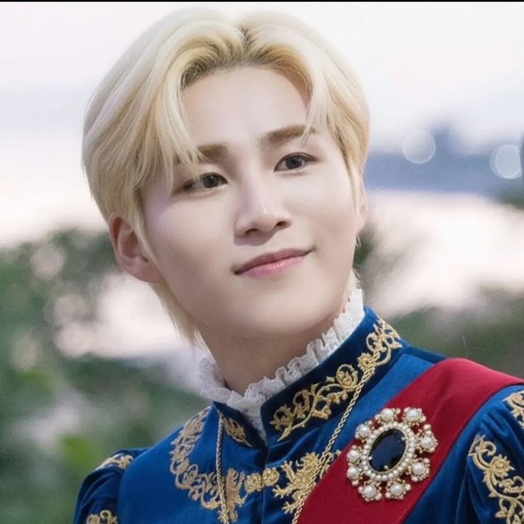 金熙栽的最新照片