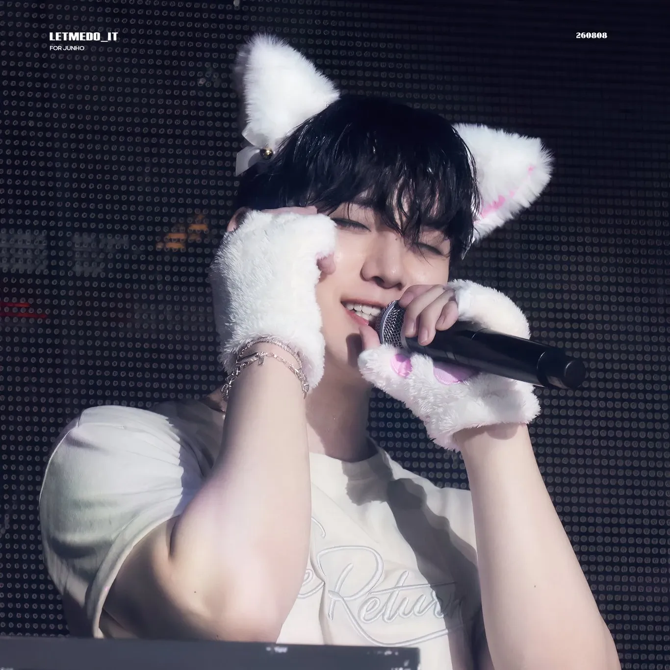Cuplikan di balik layar dari Lee Junho