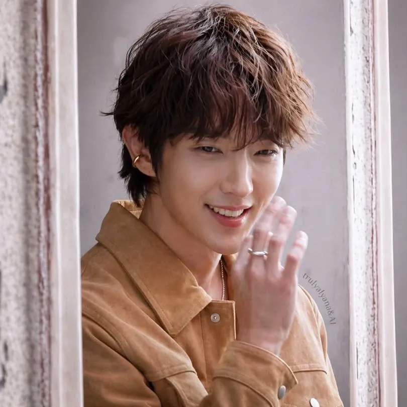 Latest photo of Lee Joongi