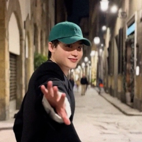 李鍾碩的近期活動照