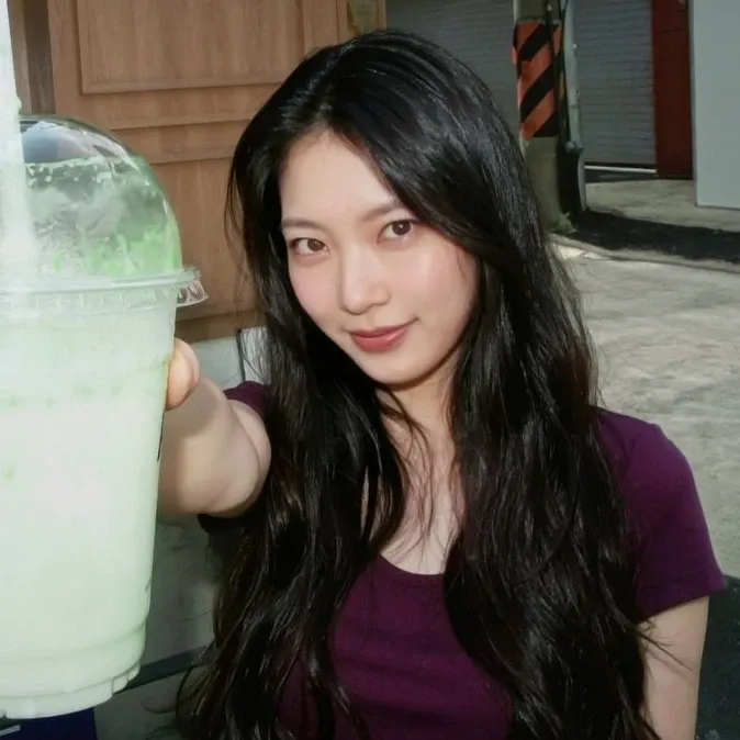 A moment captured by a fan of Gong Seungyeon