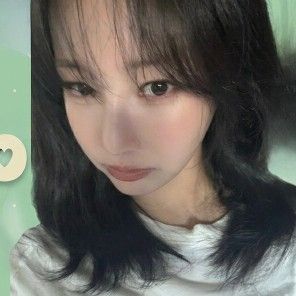 A moment captured by a fan of Yeonwoo