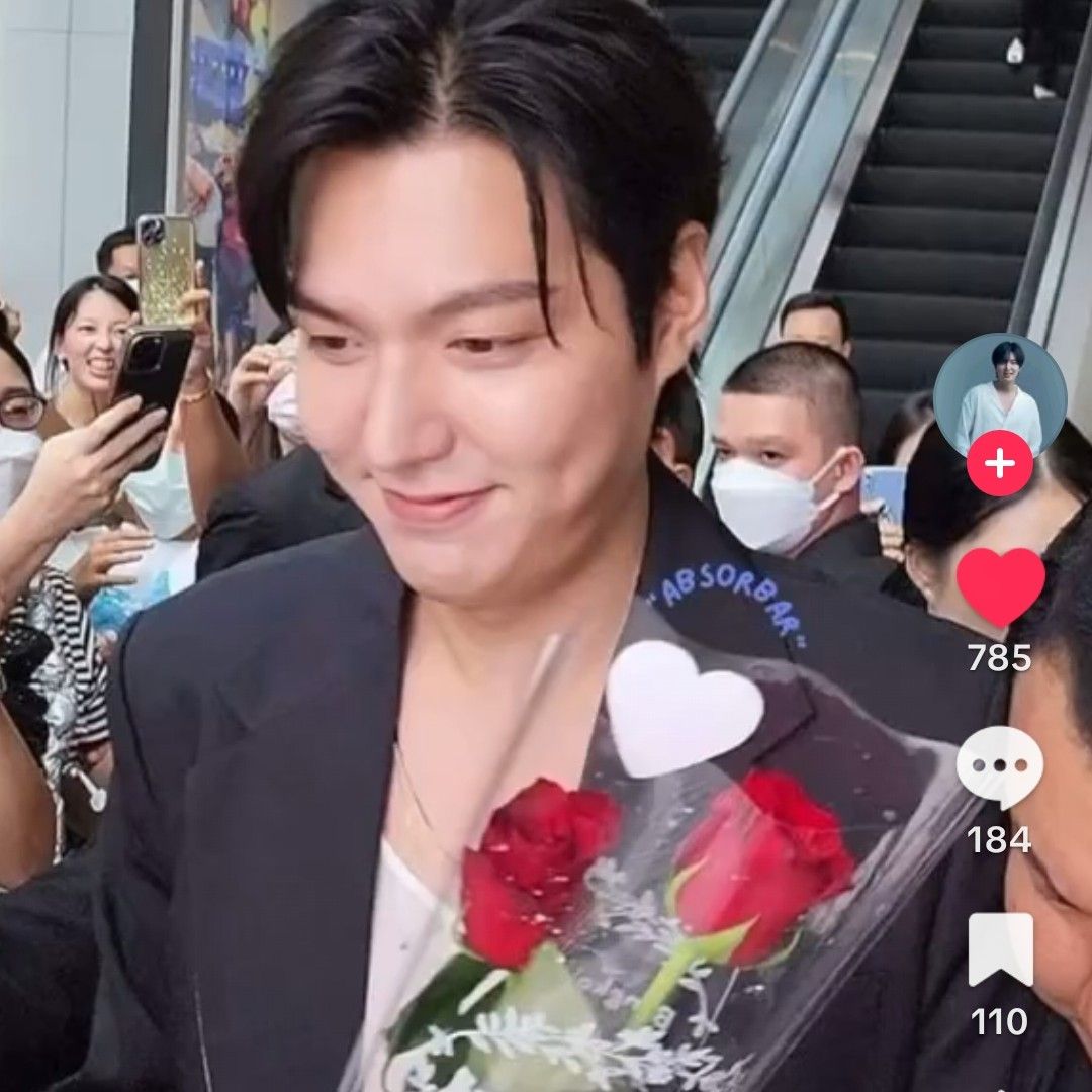 イ・ミンホの最近の活動ショット