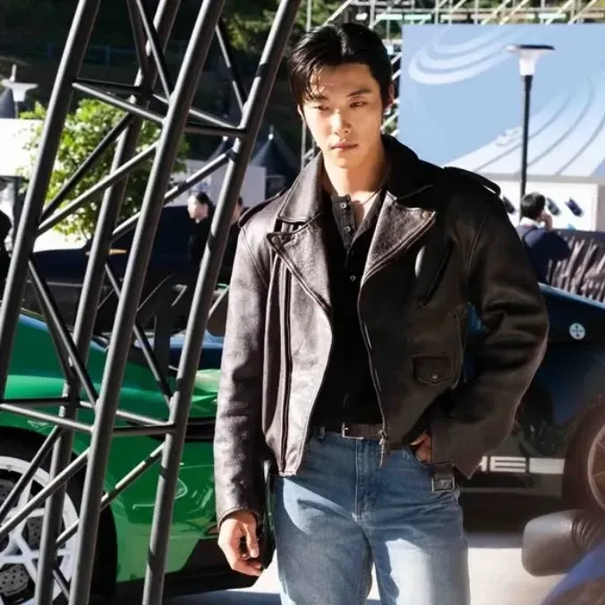 Recent activity shot of Woo Dohwan