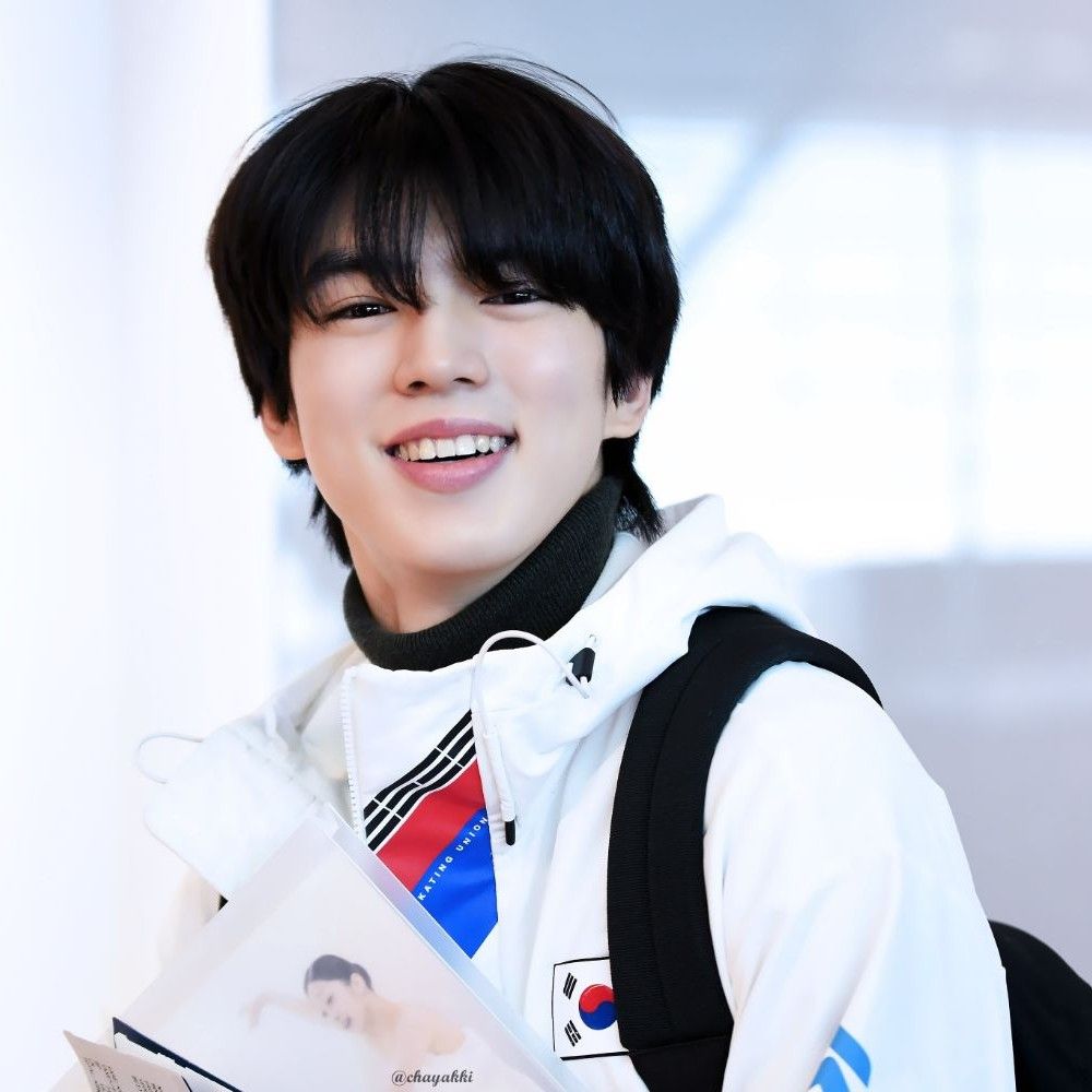 A moment captured by a fan of Cha Junhwan