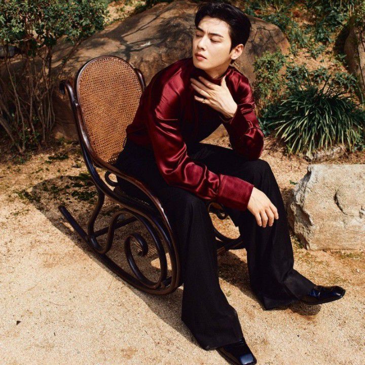 Foto terbaru dari Cha Eunwoo