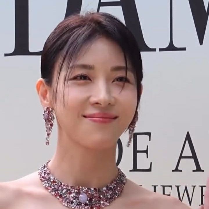 Recent activity shot of Ha Jiwon