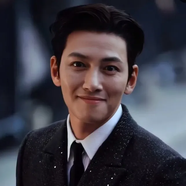 A moment captured by a fan of Ji Changwook