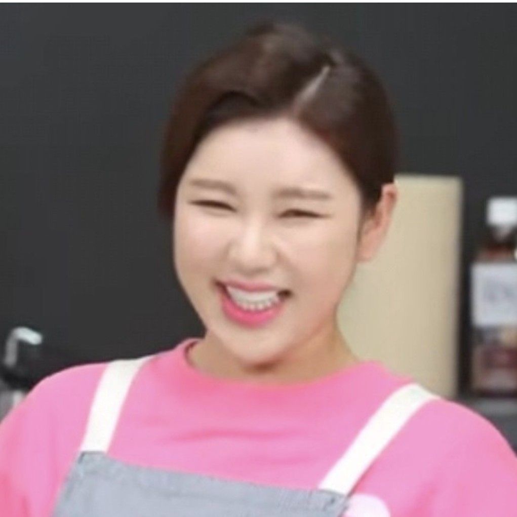 宋歌人的最新照片