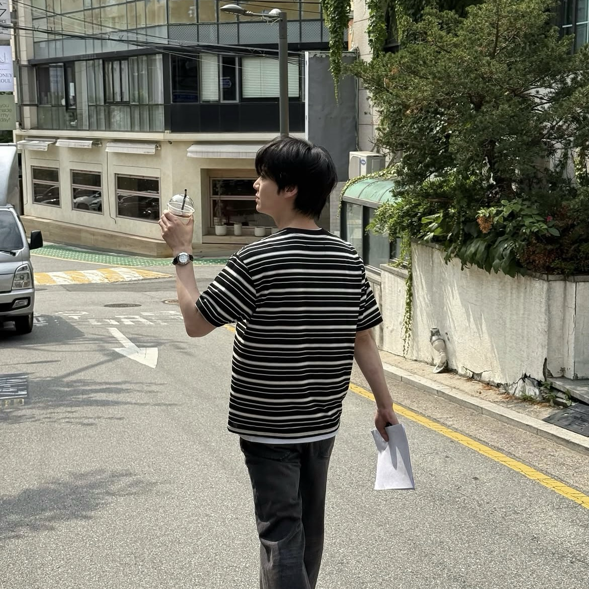 A moment captured by a fan of Ahn Jaehyun