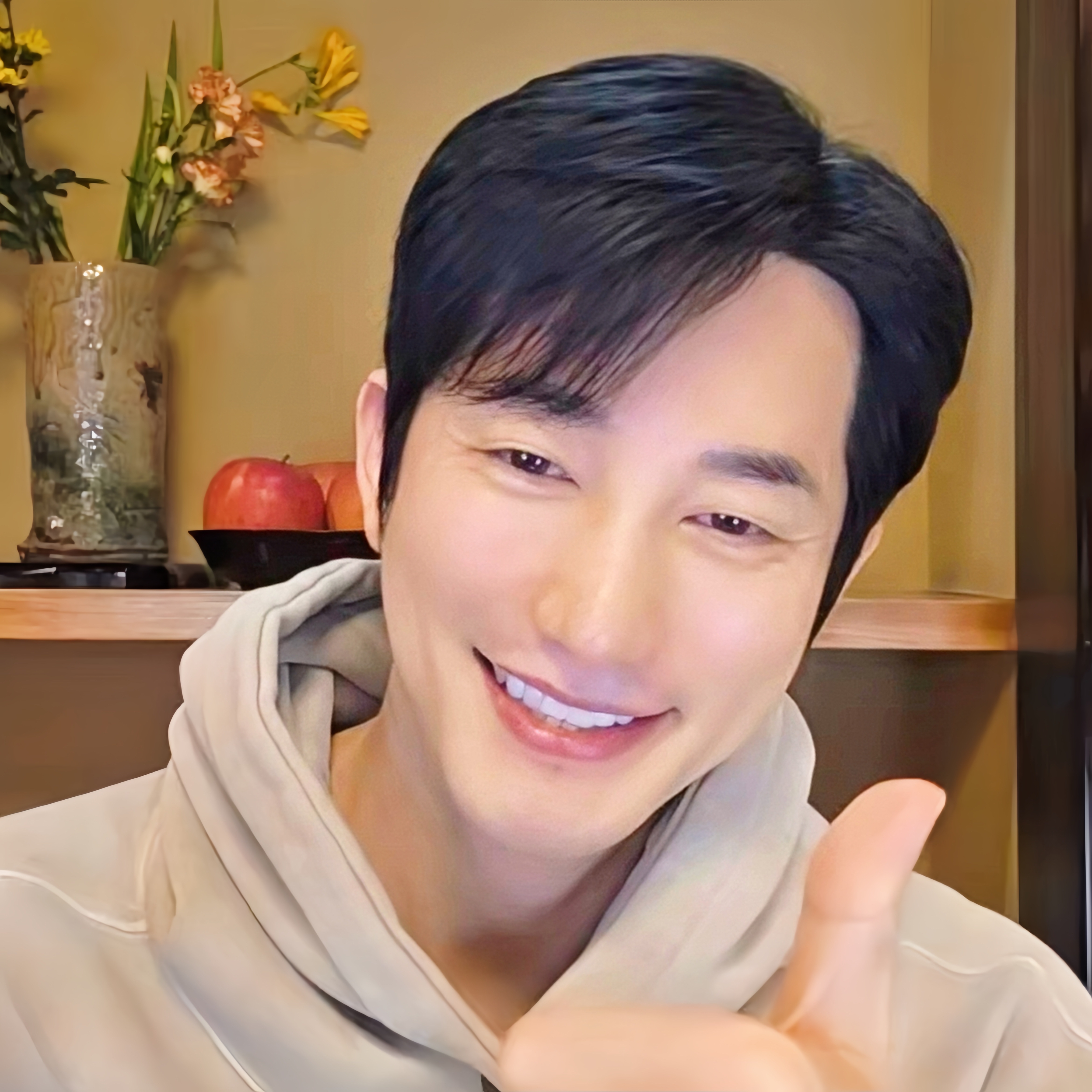 A moment captured by a fan of Park Sihoo