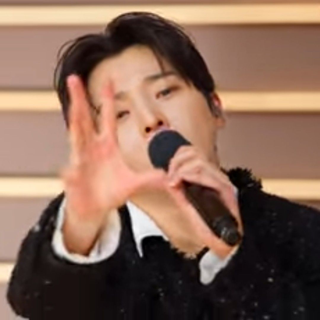 Behind-the-scenes cut of Seong Ri