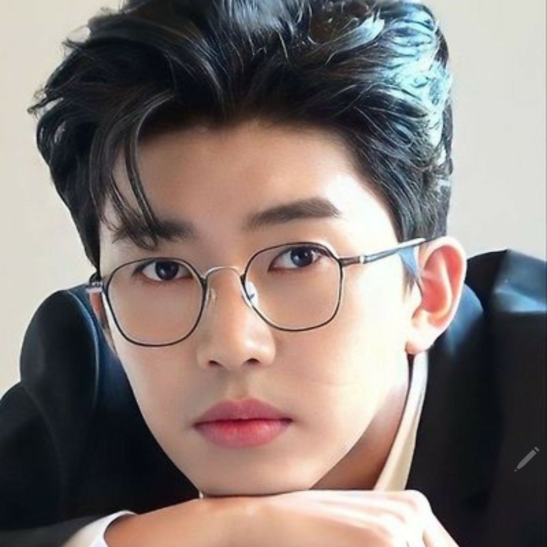 イム・ヨンウンの最近の活動ショット