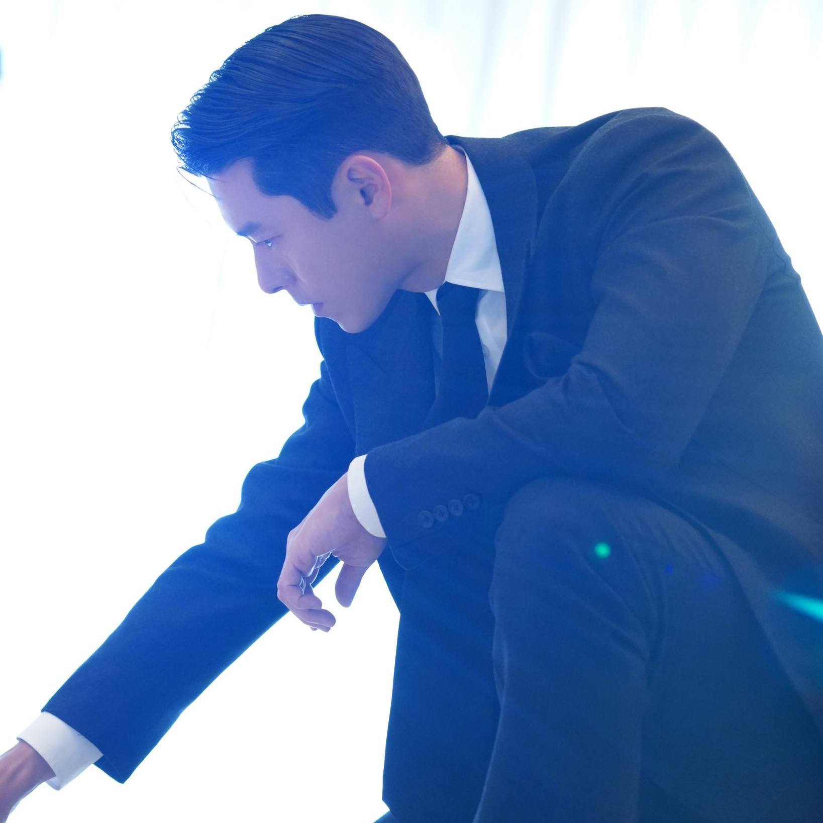 ヒョンビンの最近の活動ショット