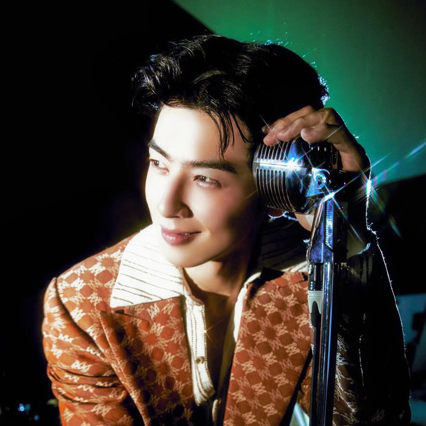 Recent activity shot of Cha Eunwoo