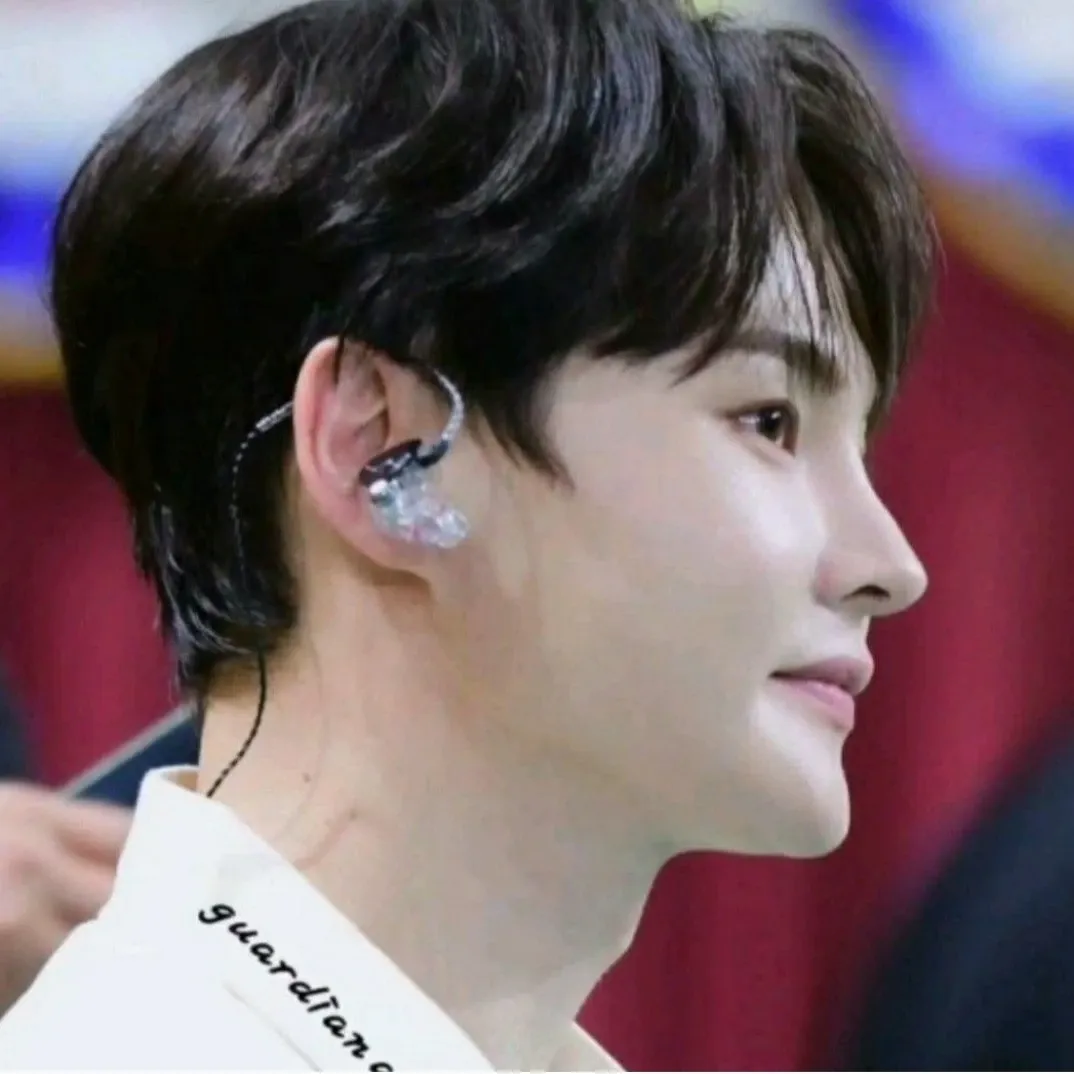 粉絲拍下的朴瑞鎮瞬間