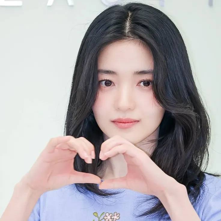 A moment captured by a fan of Kim Taeri