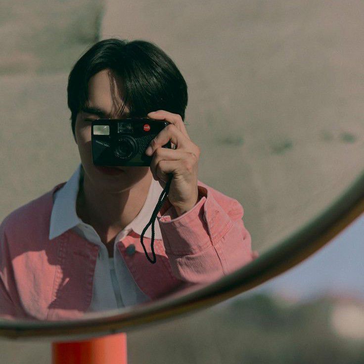 Recent activity shot of Yoo Seungho