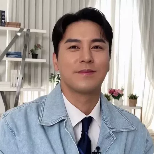 Cuplikan di balik layar dari Jang Minho