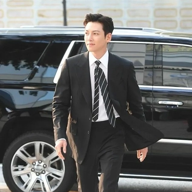 Latest photo of Ji Changwook