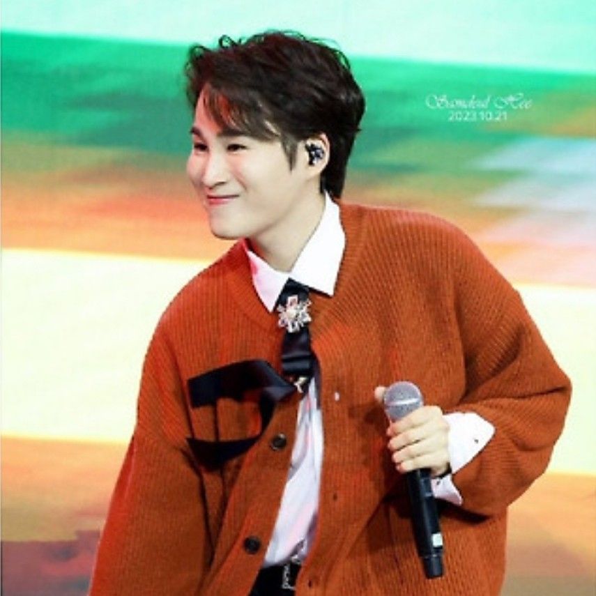 김희재의 최신 사진