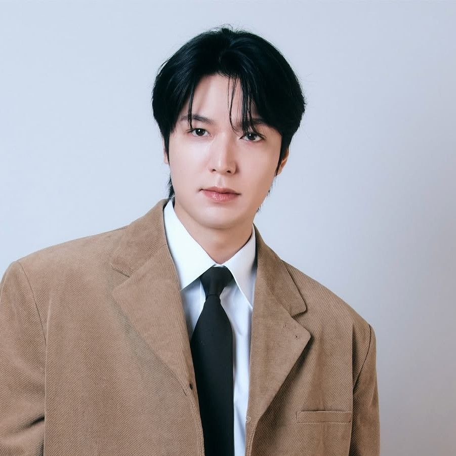 李敏镐的近期活动照