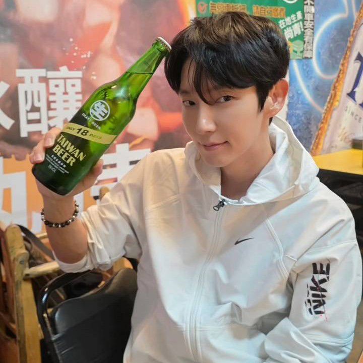 Recent activity shot of Lee Joongi