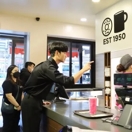A moment captured by a fan of Kim Soohyun