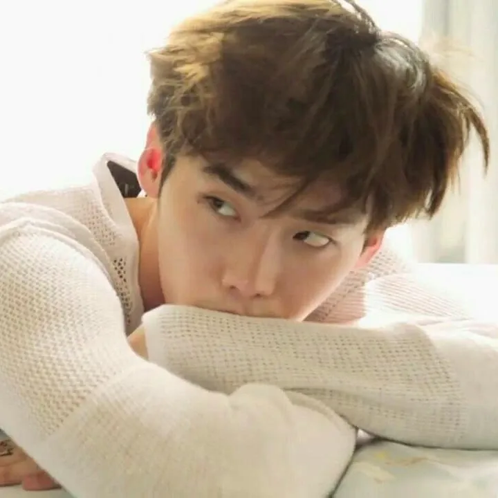 Behind-the-scenes cut of Lee Jongsuk