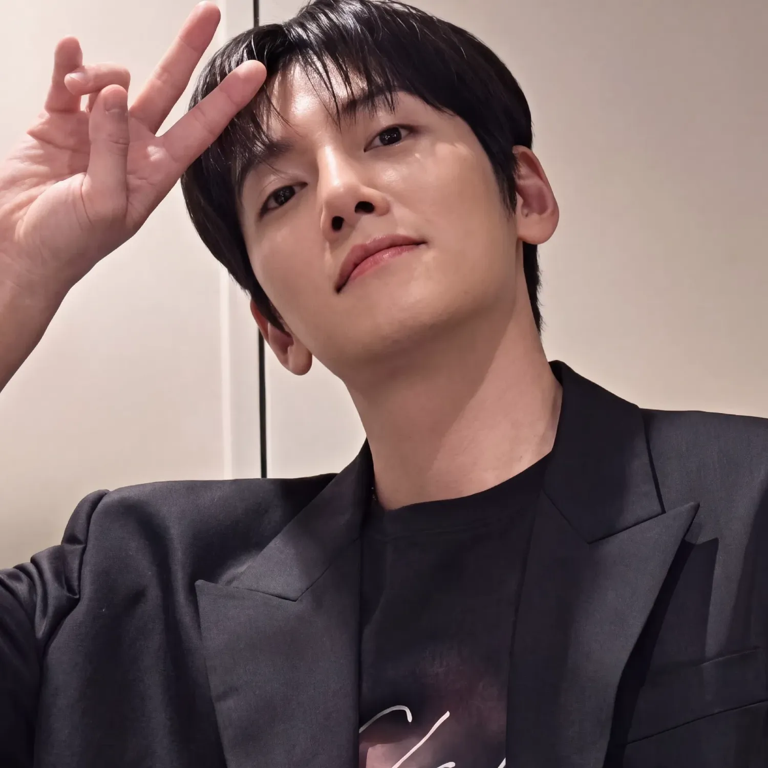 A moment captured by a fan of Ji Changwook
