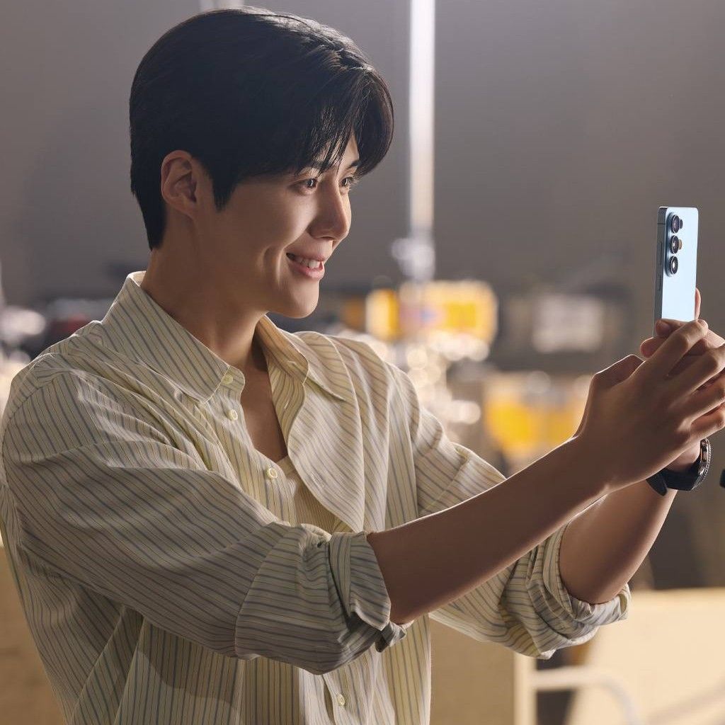 Foto terbaru dari Kim Seonho