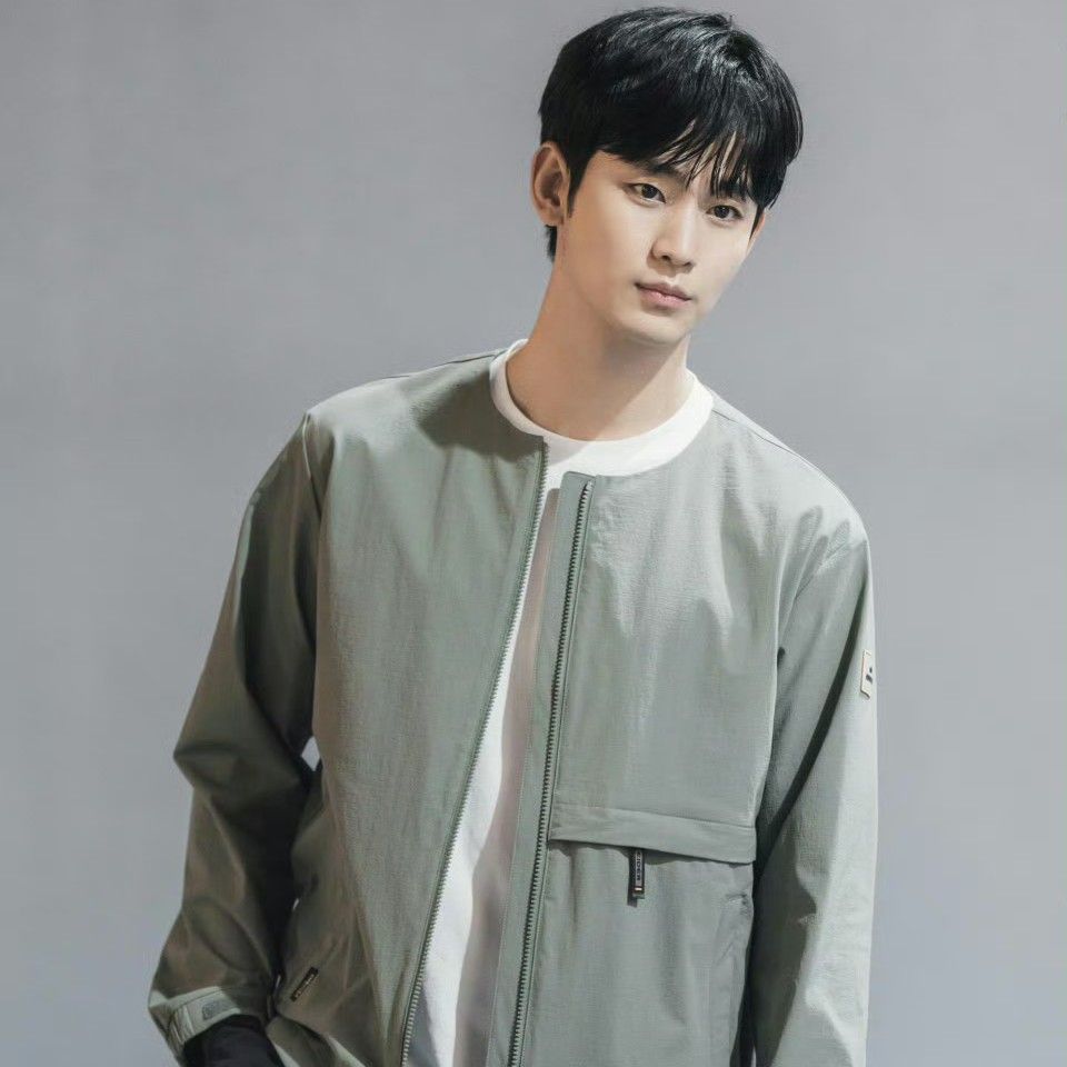 Recent activity shot of Kim Soohyun