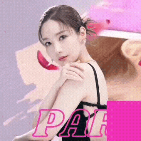 A moment captured by a fan of Park Minyoung